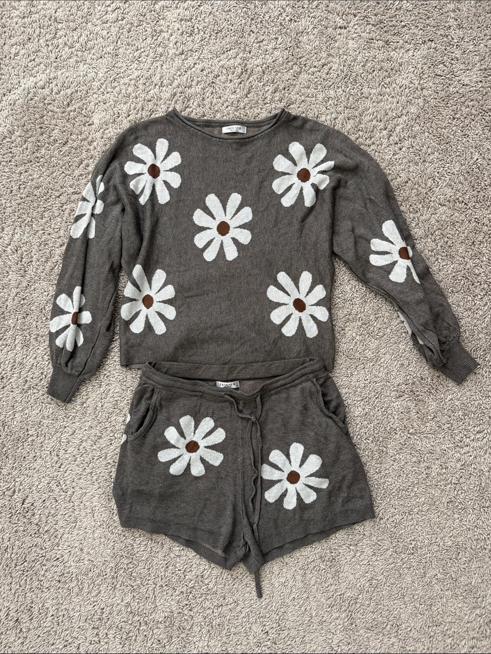 Cozy Daisy Knit Loungewear Set - Taupe with White Daisies